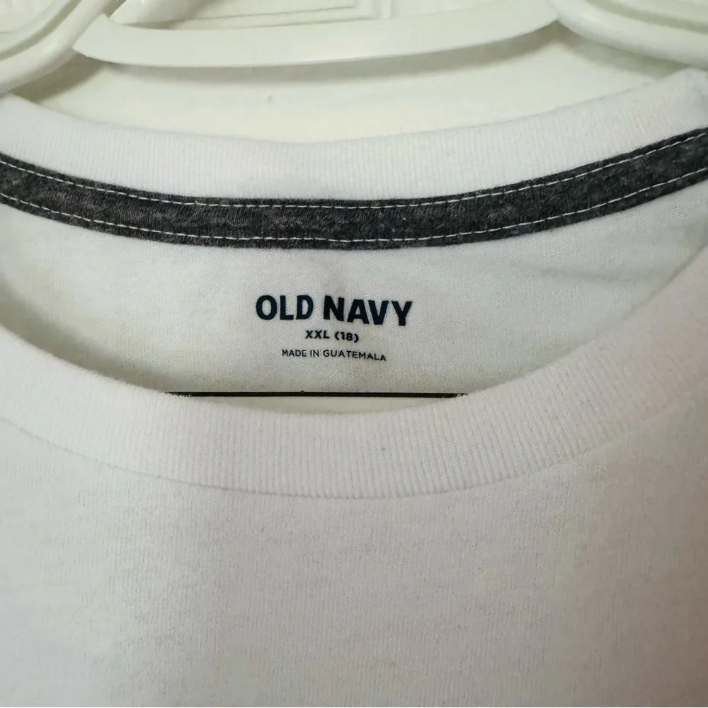 Old Navy Boys White Tee with‎ Sunset Graphic Size XXL 18